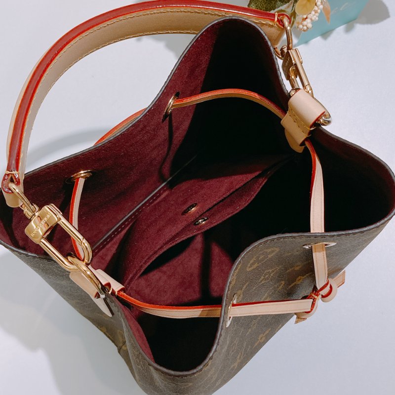 TW4689 Louis Vuitton 路易威登經典花紋 BB Size水桶包 Néonoé BB Monogarm Canvas-10