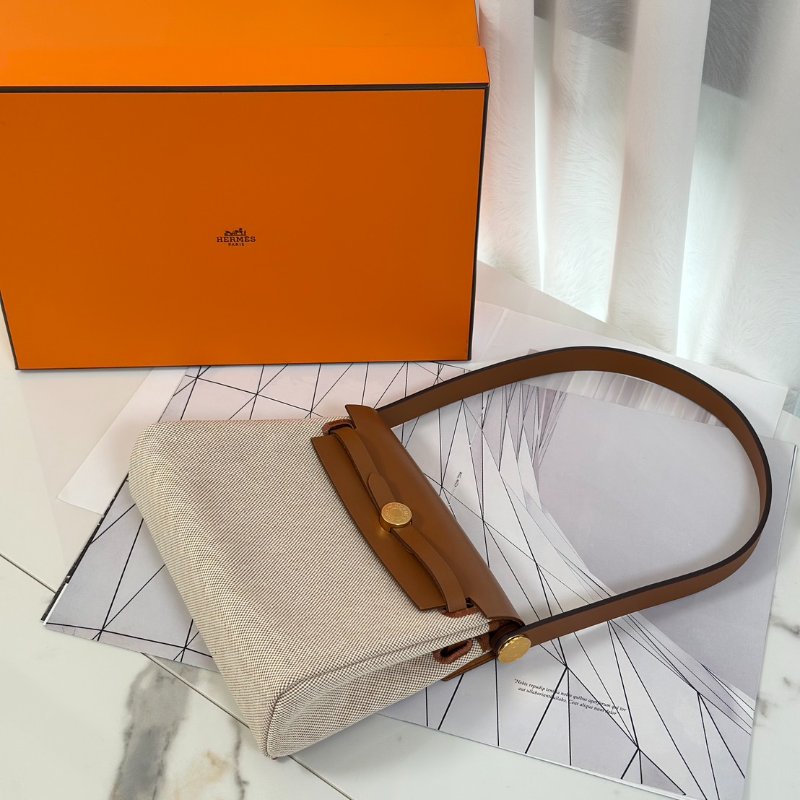 HERMES Herbag zip 20 - 金棕金 K-8