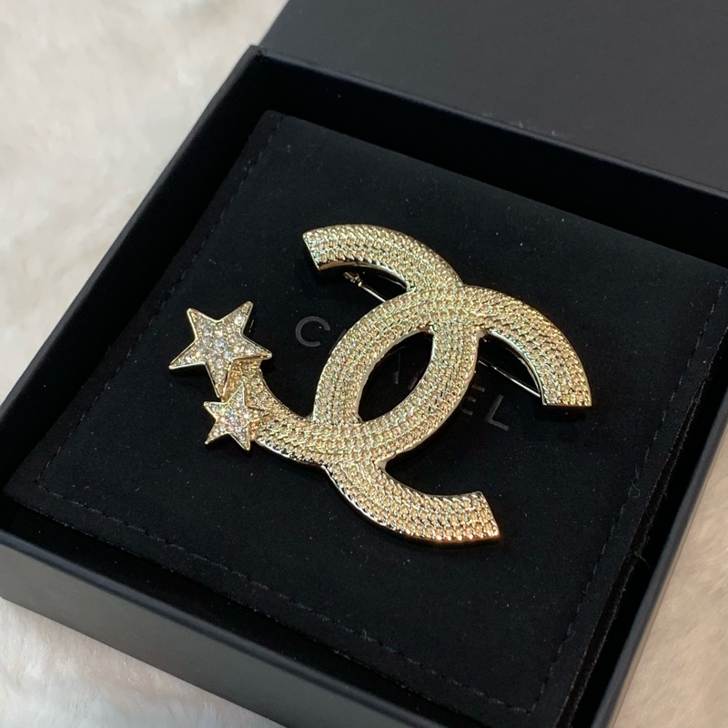 🌟閃閃金色雙子星 雙星chanel logo Chanel brooch 23年刻印-1
