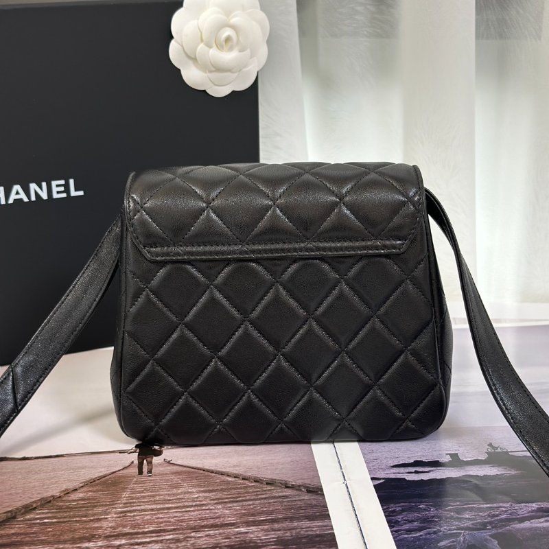 CHANEL 25A羊皮口蓋包 - 黑金-5