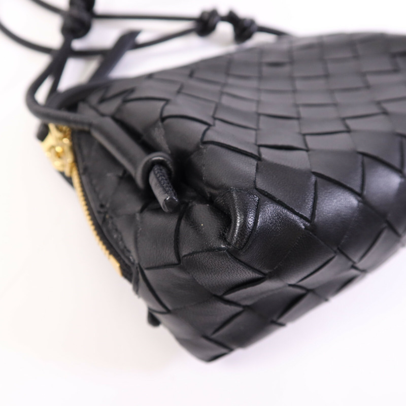 BOTTEGA VENETA 牛皮皮革Concert Pouch金扣肩背袋-12