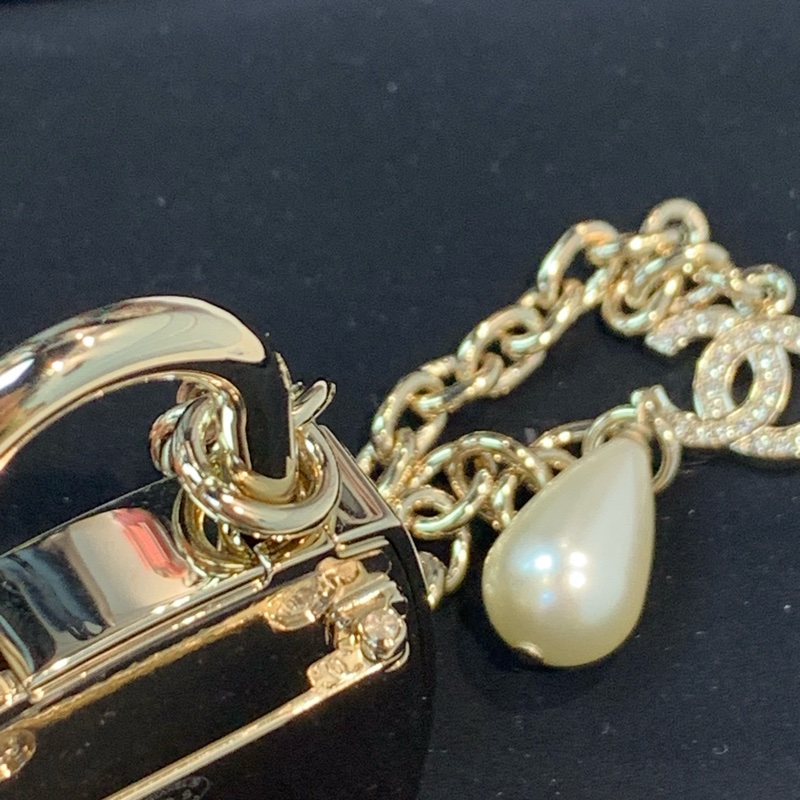 🌟full set(jp單)✨Chanel beauty 5號眼影盤珍珠胸針-7