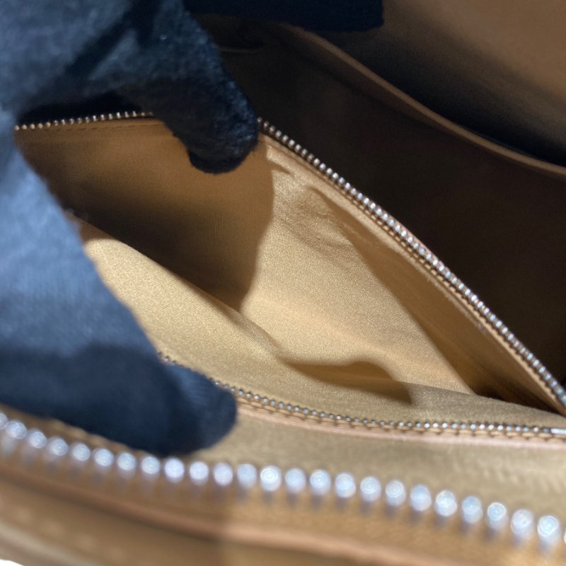 LOUIS VUITTON TOTE BAG 托特包 漆皮 奶茶色-11