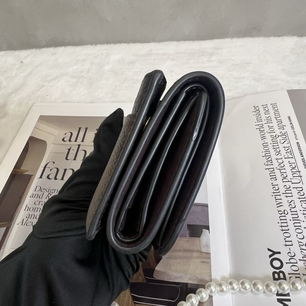 COACH 黑色拼接老花三折短夾-3