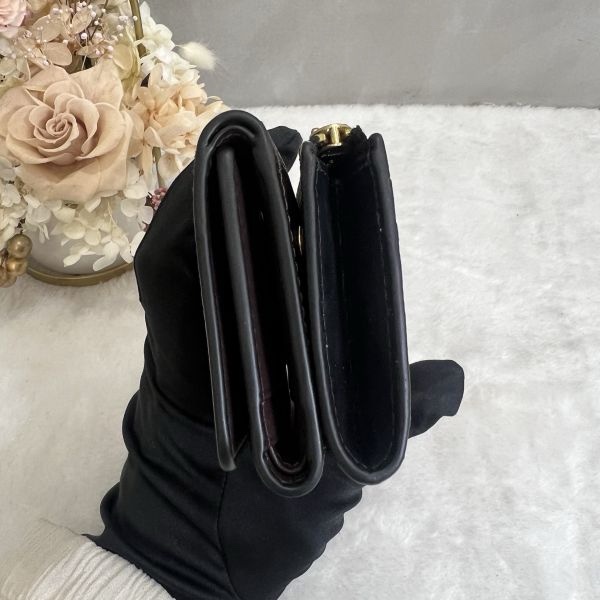 Coach 黑色老花三折短夾-4