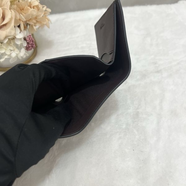 Coach 黑色老花三折短夾-12