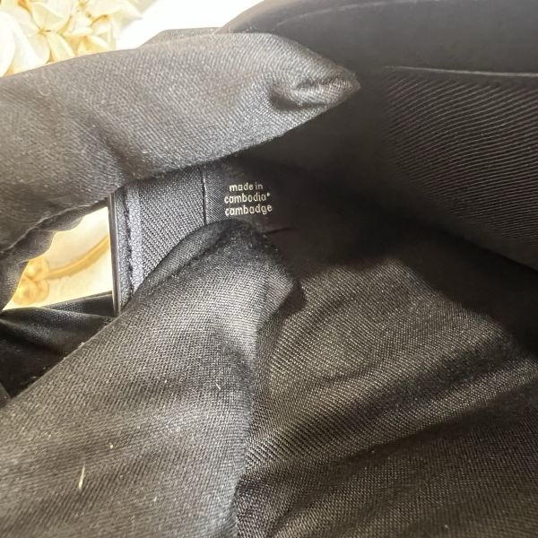 Coach 卡其老花按扣式翻蓋短夾-11