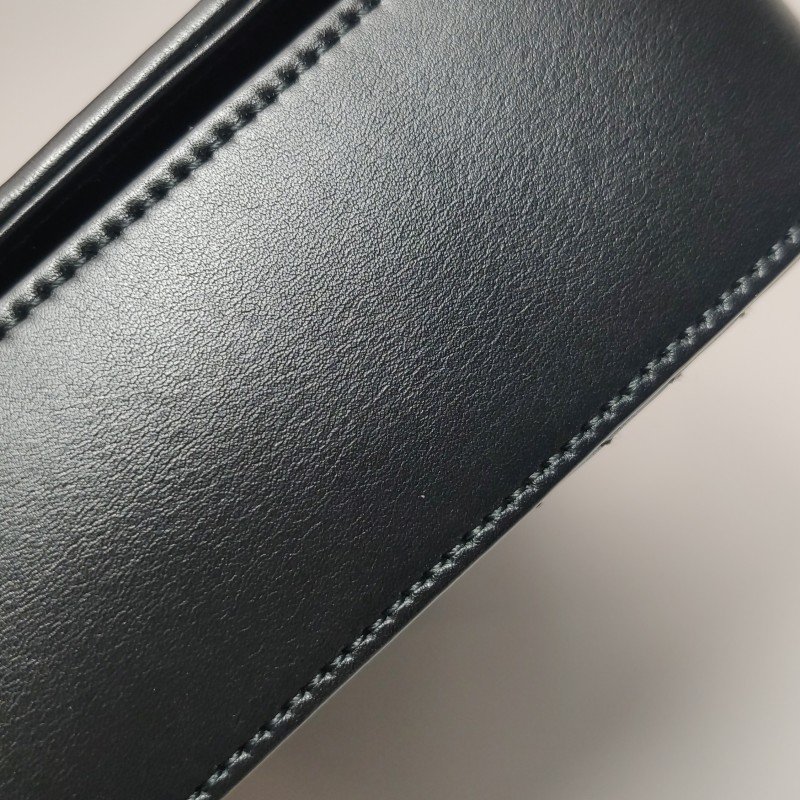 Saint Laurent Babylone牛皮純色絎縫單肩包-14