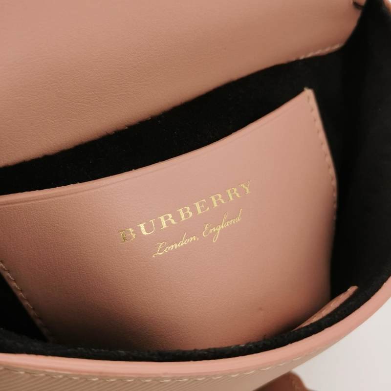 Burberry DK88牛皮純色鎖扣斜挎包單肩包-7