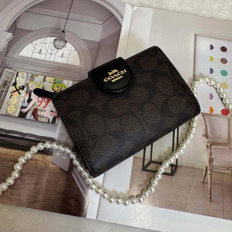 COACH 黑咖老花經典滿版老花中夾-0