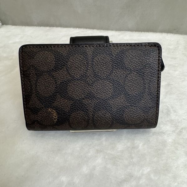 COACH 黑咖老花經典滿版老花中夾-2