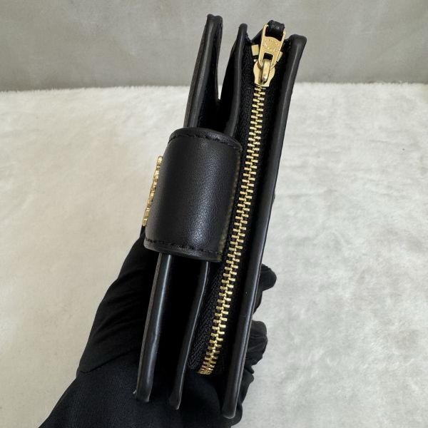 COACH 黑咖老花經典滿版老花中夾-5