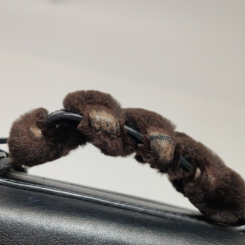 Fendi Double Micro Baguette牛皮純色雙F扣斜挎包-19