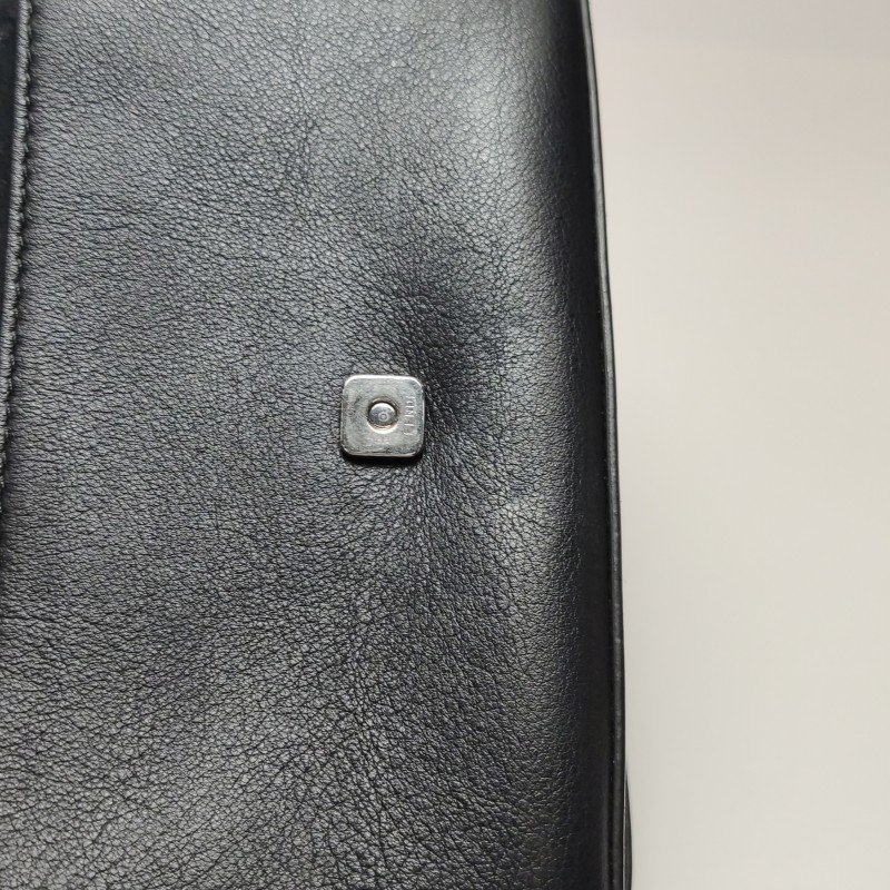 Fendi Double Micro Baguette牛皮純色雙F扣斜挎包-24