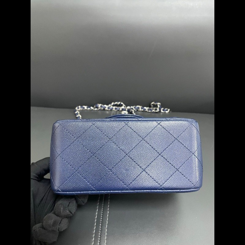 Chanel mini cf square
深藍色荔枝牛皮方胖子-5