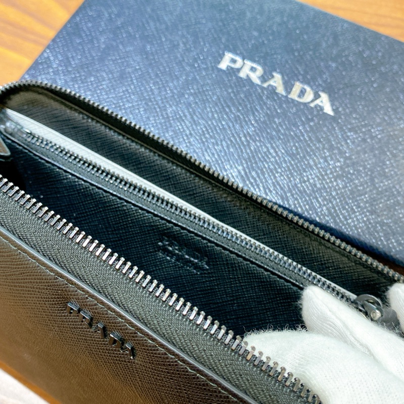 【近新閒置】PRADA黑色真皮多層長夾證件票卡夾零錢袋-7