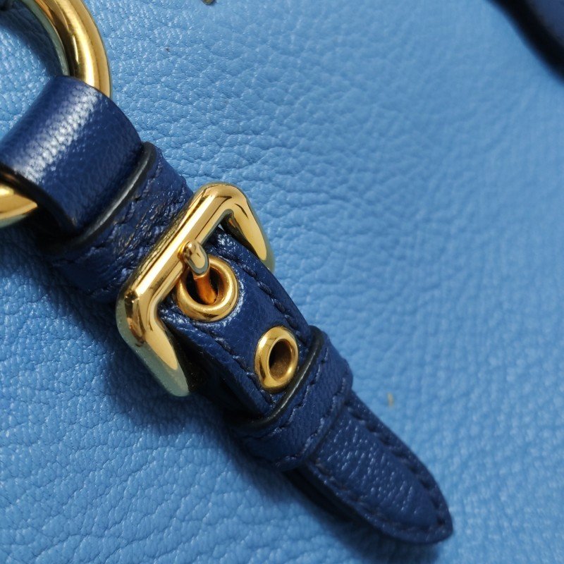 Miu Miu牛皮拼色字母Logo斜挎包單肩包-13