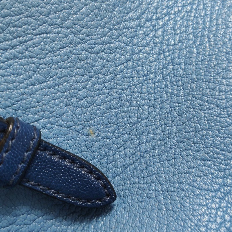 Miu Miu牛皮拼色字母Logo斜挎包單肩包-15