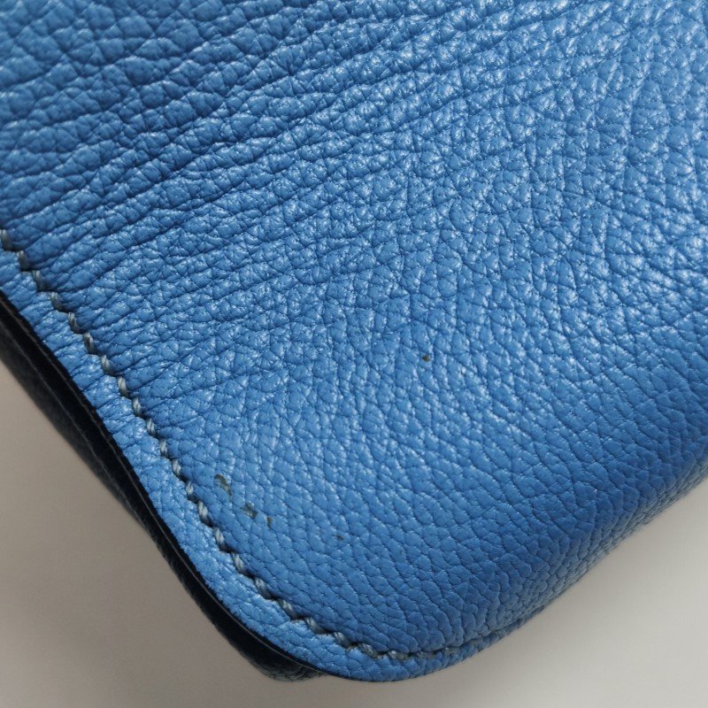 Miu Miu牛皮拼色字母Logo斜挎包單肩包-17