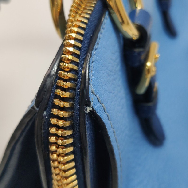 Miu Miu牛皮拼色字母Logo斜挎包單肩包-22