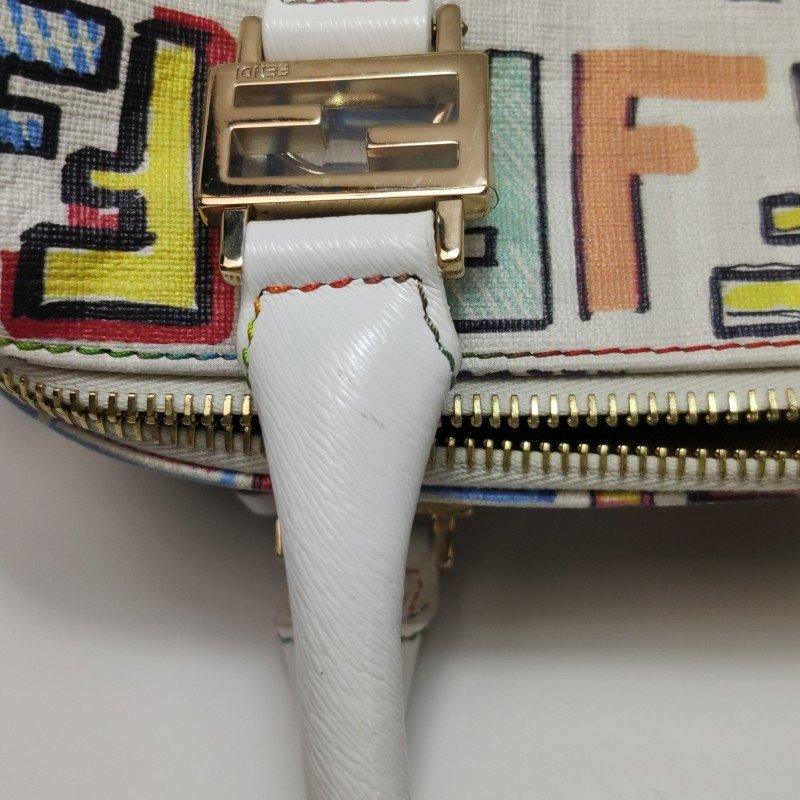 Fendi牛皮雙F老花拉鏈手提包-11