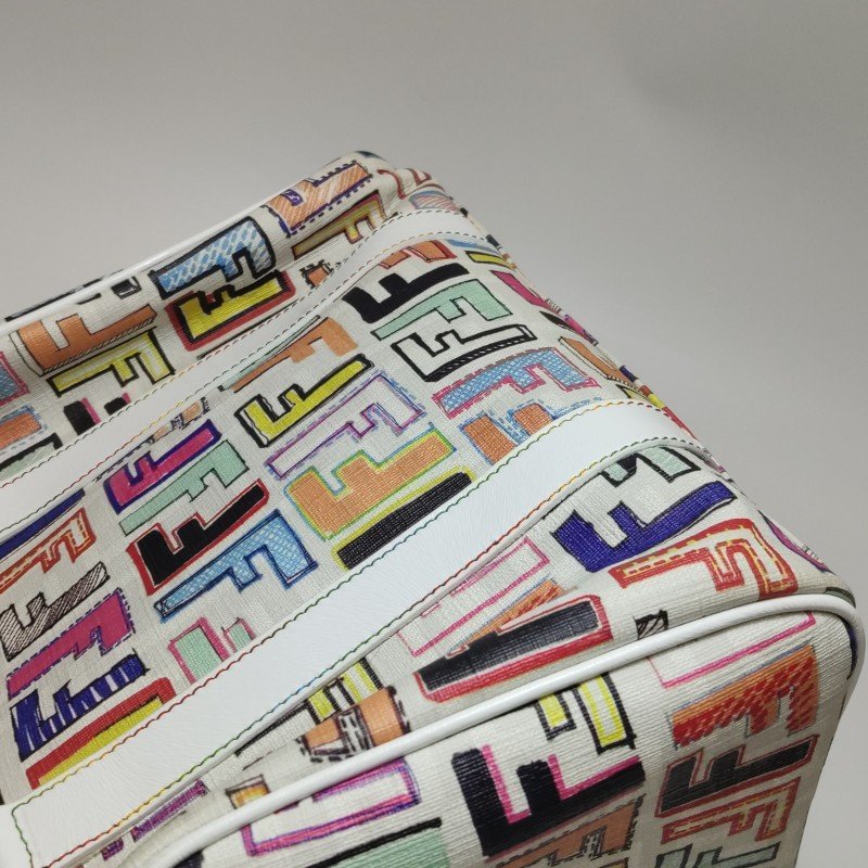 Fendi牛皮雙F老花拉鏈手提包-12