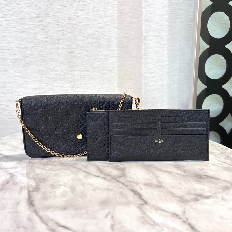 LV 黑牛皮雅雯金釦信封下蓋三合一鏈包-1