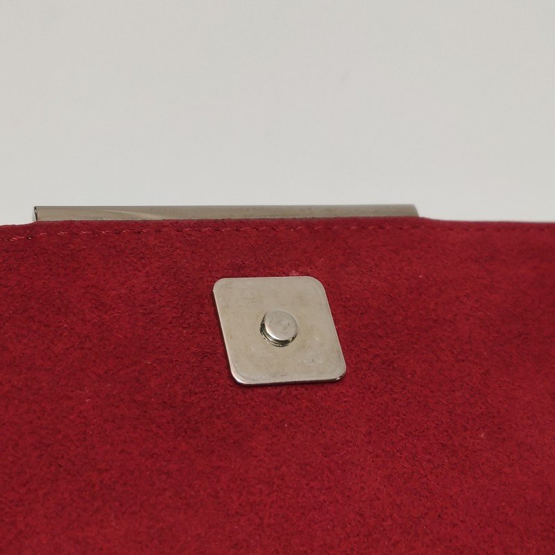 Fendi牛皮純色雙F壓紋金屬徽標斜挎包-12