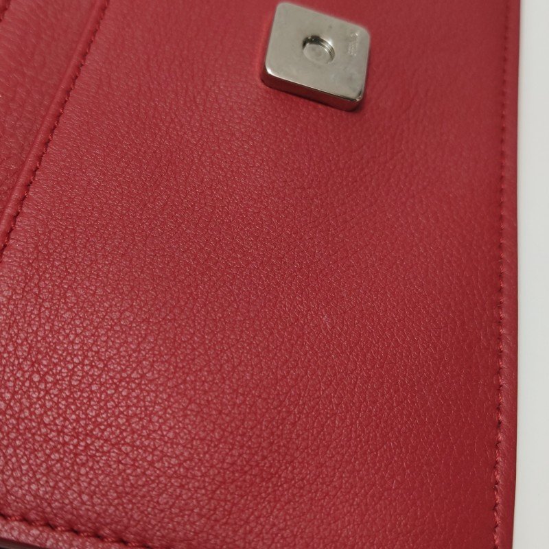 Fendi牛皮純色雙F壓紋金屬徽標斜挎包-15