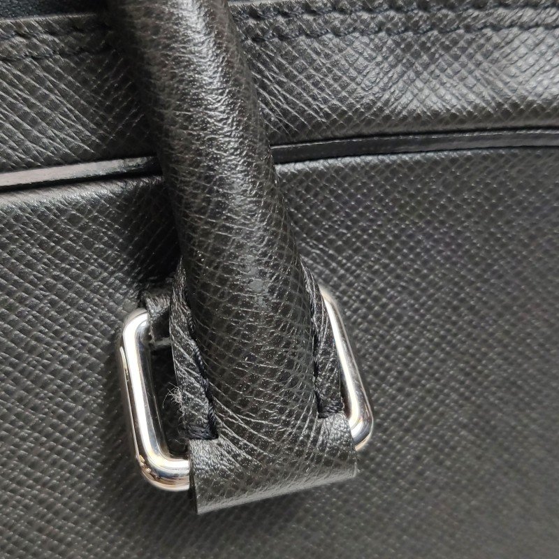 Louis Vuitton(LV)牛皮純色單肩包-20
