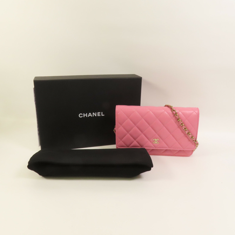 CHANEL 羊皮皮革WOC Wallet On Chain金扣鏈帶肩背袋-10