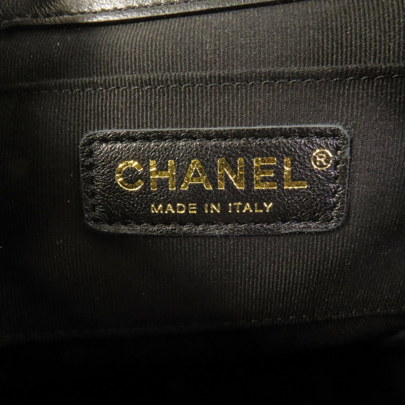 CHANEL 牛皮皮革Duma Backpack金扣背包-8