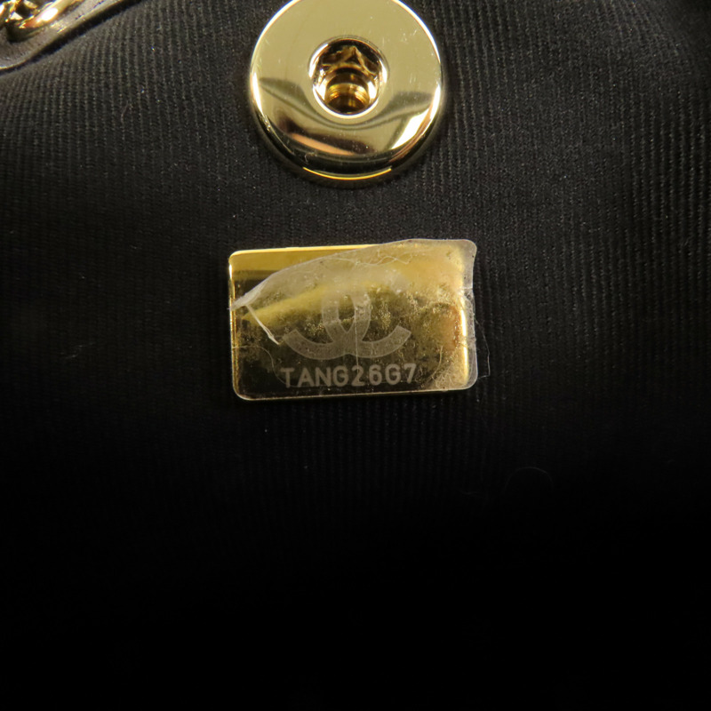 CHANEL 牛皮皮革Duma Backpack金扣背包-9