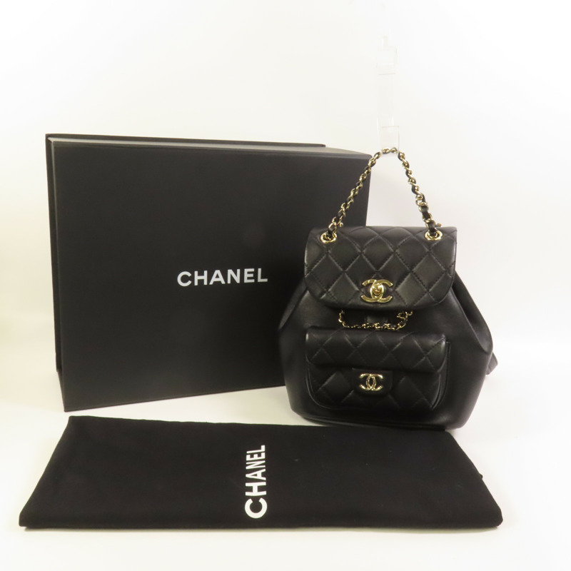 CHANEL 牛皮皮革Duma Backpack金扣背包-10
