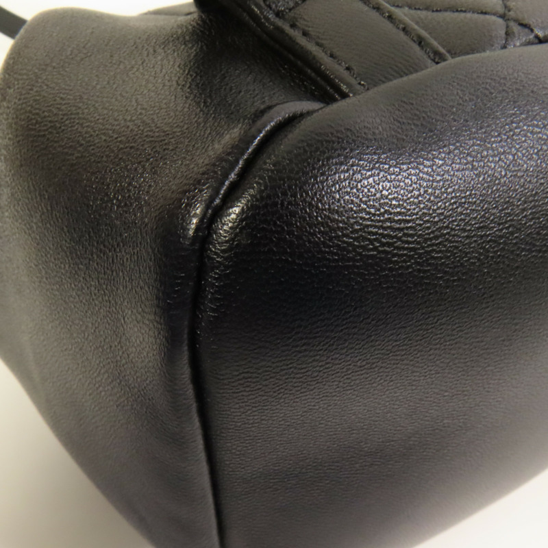 CHANEL 牛皮皮革Duma Backpack金扣背包-13