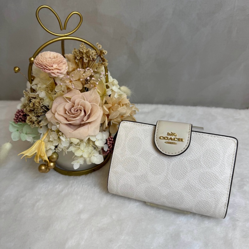 Coach 米白中型拉鍊零錢包-0