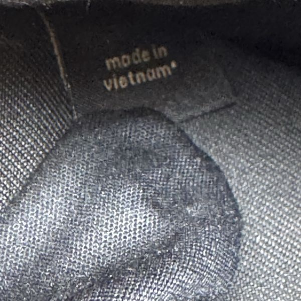 Coach 中號轉角拉鍊錢包-10