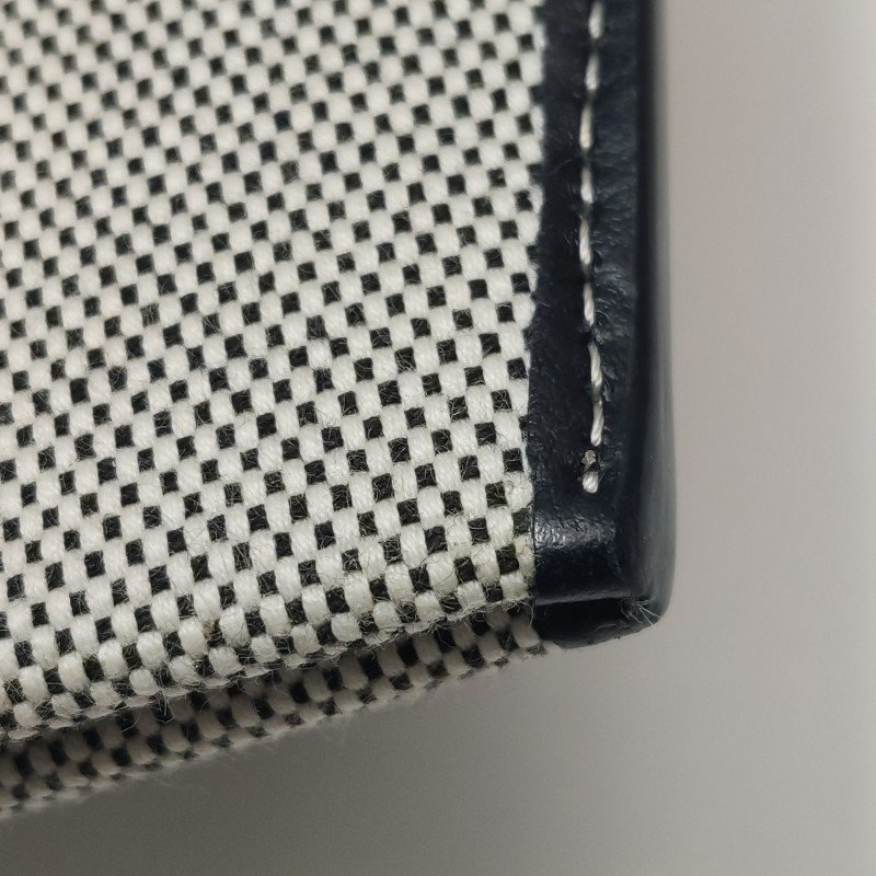 Burberry牛皮帆布拼色斜挎包-15