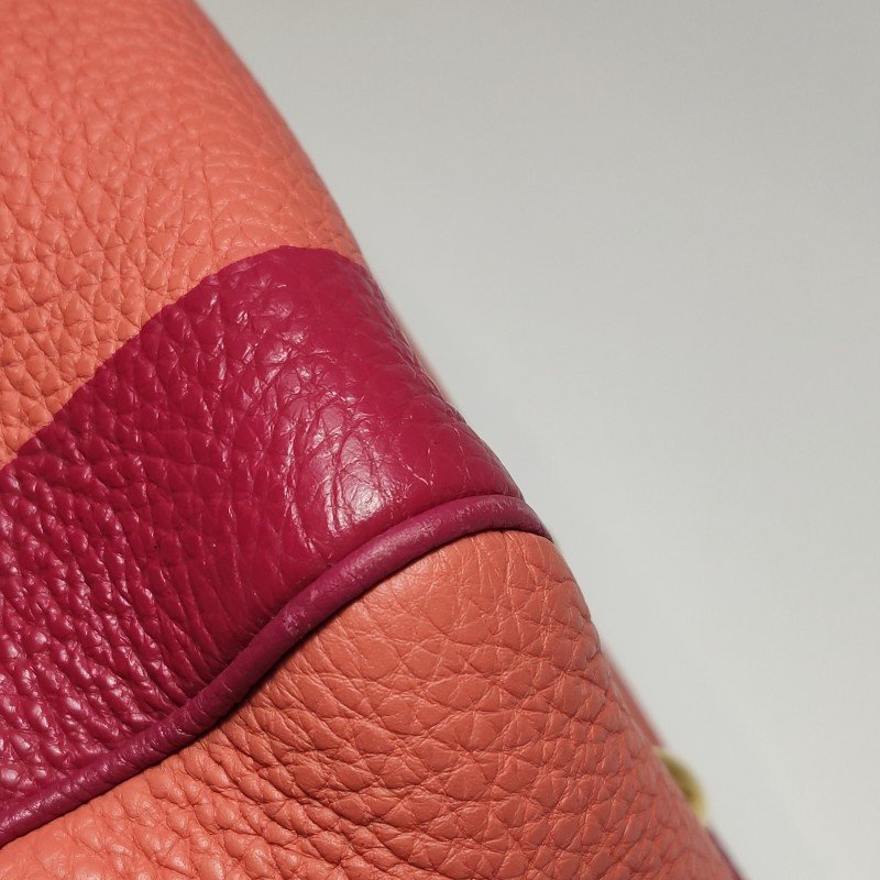 Burberry Alchester牛皮拼色字母Logo雙向拉鏈斜挎包單肩包-16