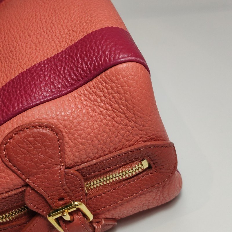 Burberry Alchester牛皮拼色字母Logo雙向拉鏈斜挎包單肩包-23