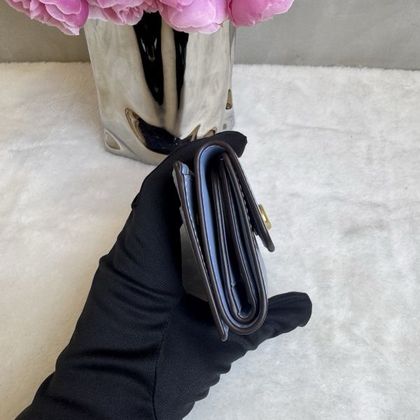 Coach 藍牛皮短夾-2