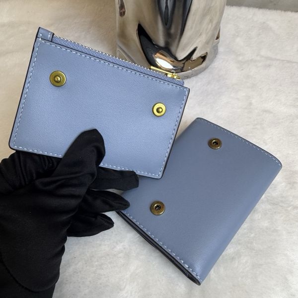 Coach 藍牛皮短夾-8