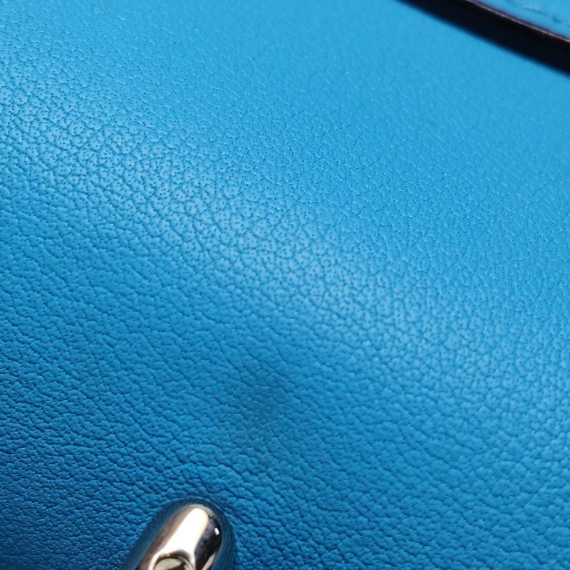 Dior Be Dior中號牛皮純色Dior字母吊飾斜挎包單肩包-13