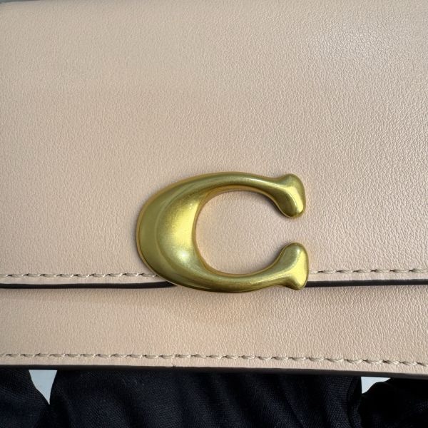 COACH 專櫃款 bandit 粉膚色 卡夾零錢包-12