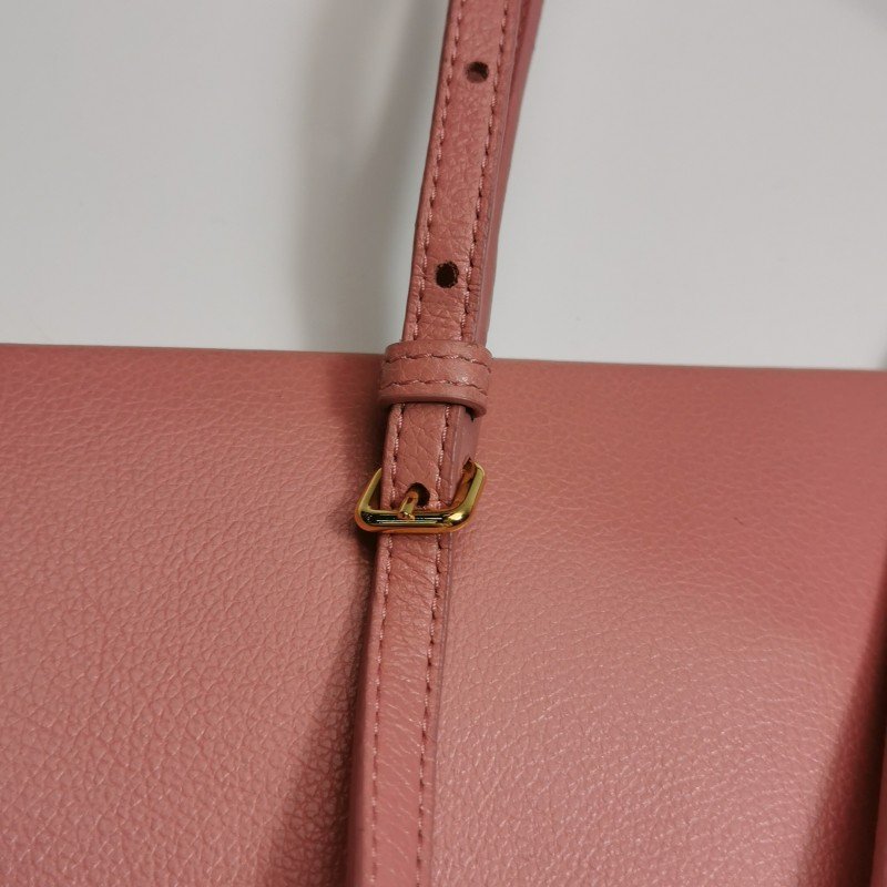 Miu Miu牛皮拼色字母Logo拉鏈子母包斜挎包單肩包-17