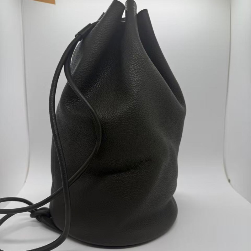 Loewe 二手羅意威黑色全皮雙肩包-2