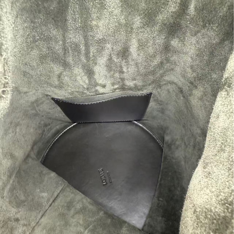 Loewe 二手羅意威黑色全皮雙肩包-4