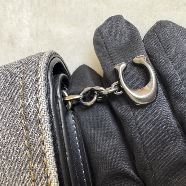 Coach 牛仔黑短夾-9