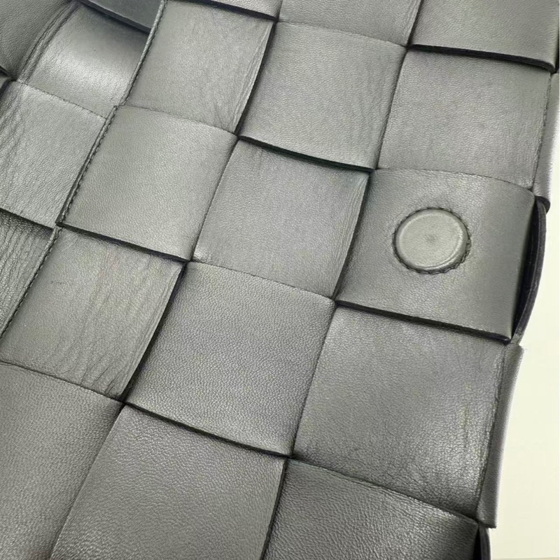 二手BOTTEGA VENETA葆蝶家Cassette手袋編織斜挎包黑色羊皮-11