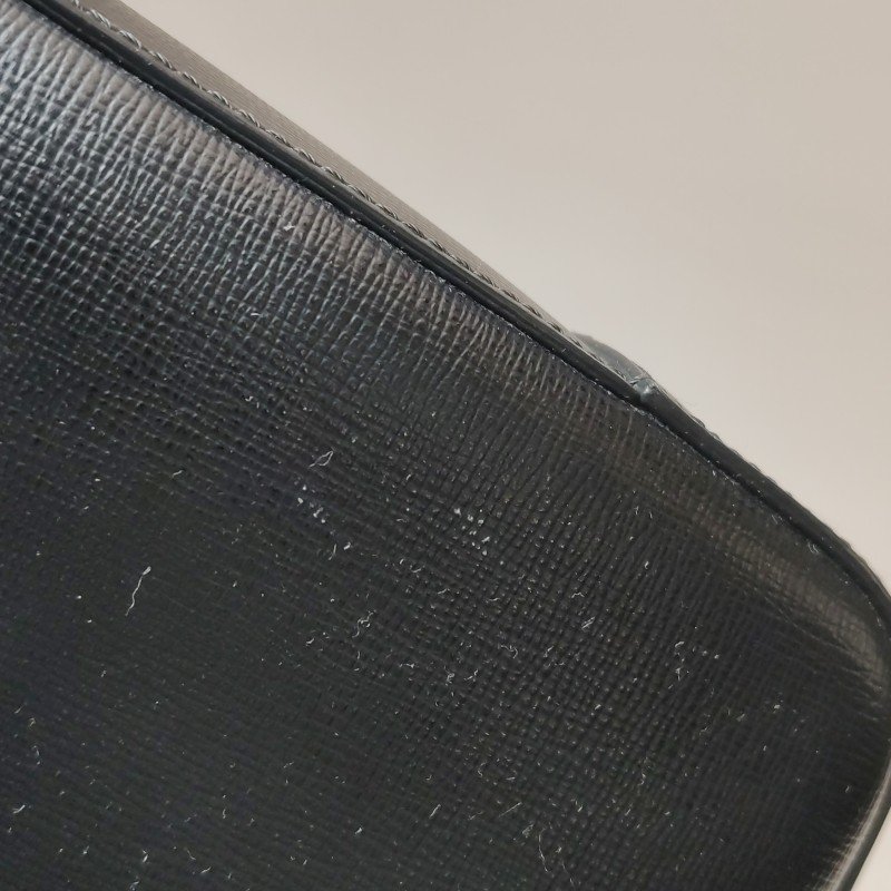 Burberry牛皮純色字母logo單肩包-19